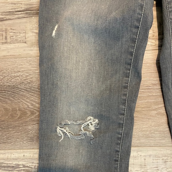 Mavi Ada Boyfriend Grey Tribecca Distressed Jeans - Picture 6 of 9
